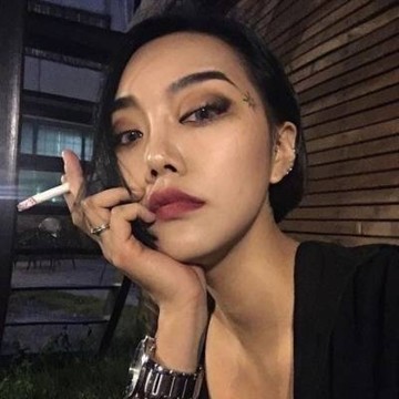 最新美女紋身圖案，時尚潮流中的個性表達