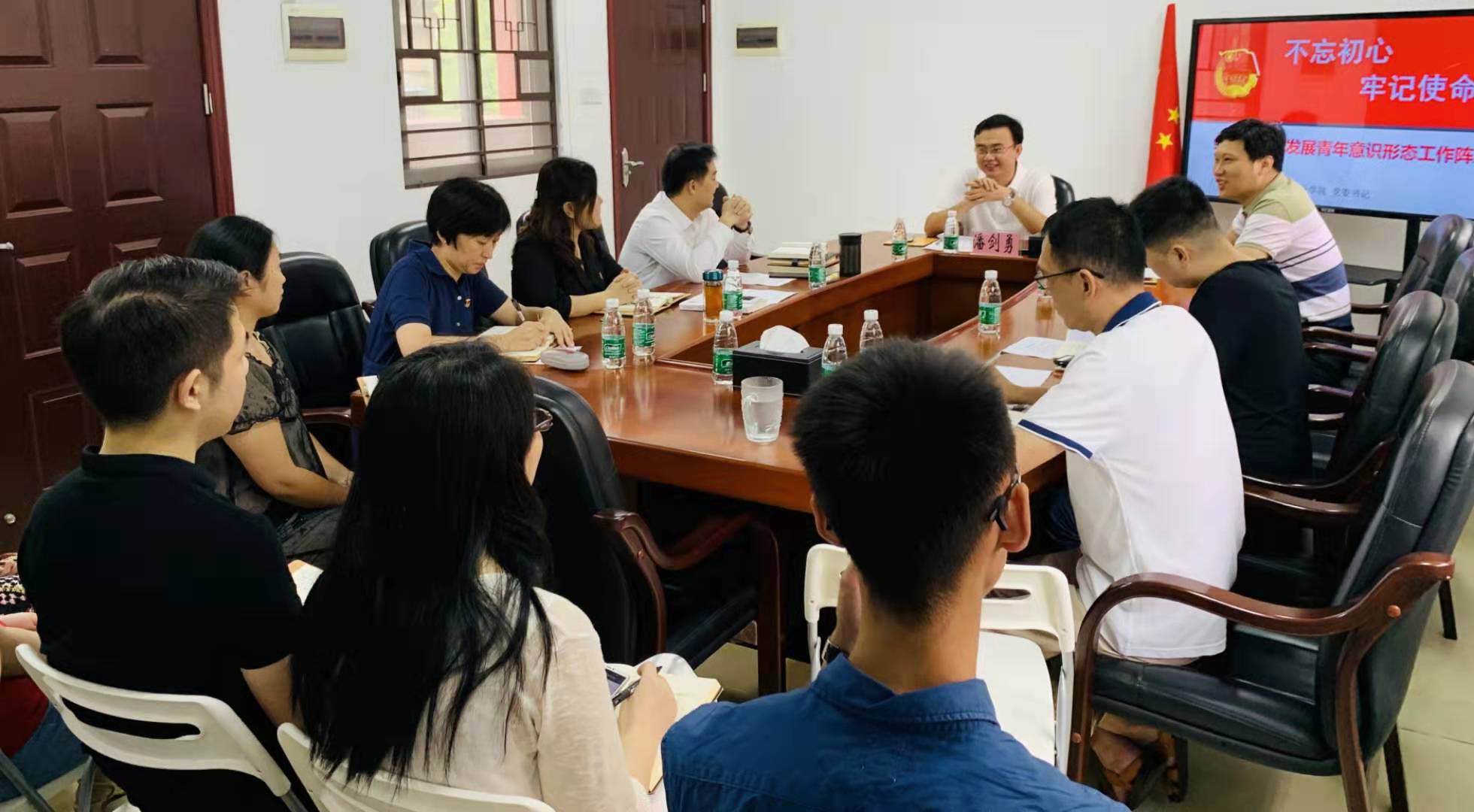 自然美景之旅，黨團(tuán)課最新與內(nèi)心的平和寧靜探尋